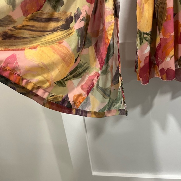 Shein multicolor short top - Picture 6 of 7